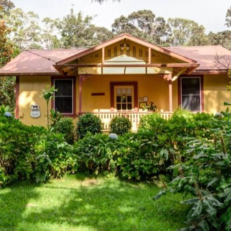 Tutu'S Place By Volcano Heritage Cottages Exterior foto